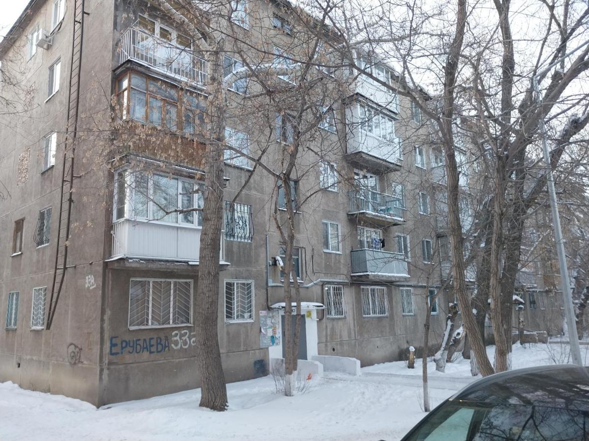 Apartaments In The City Center Karagandy Buitenkant foto